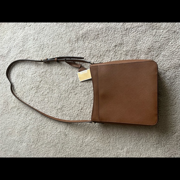 Brown leather michael kors purse - Picture 2 of 6